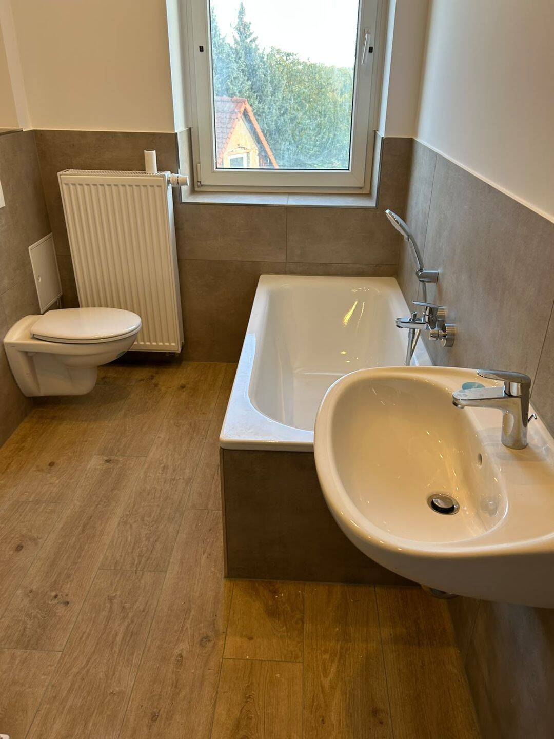 Helle 3-Zimmer-Wohnung, frisch renoviert, 6217 Merseburg