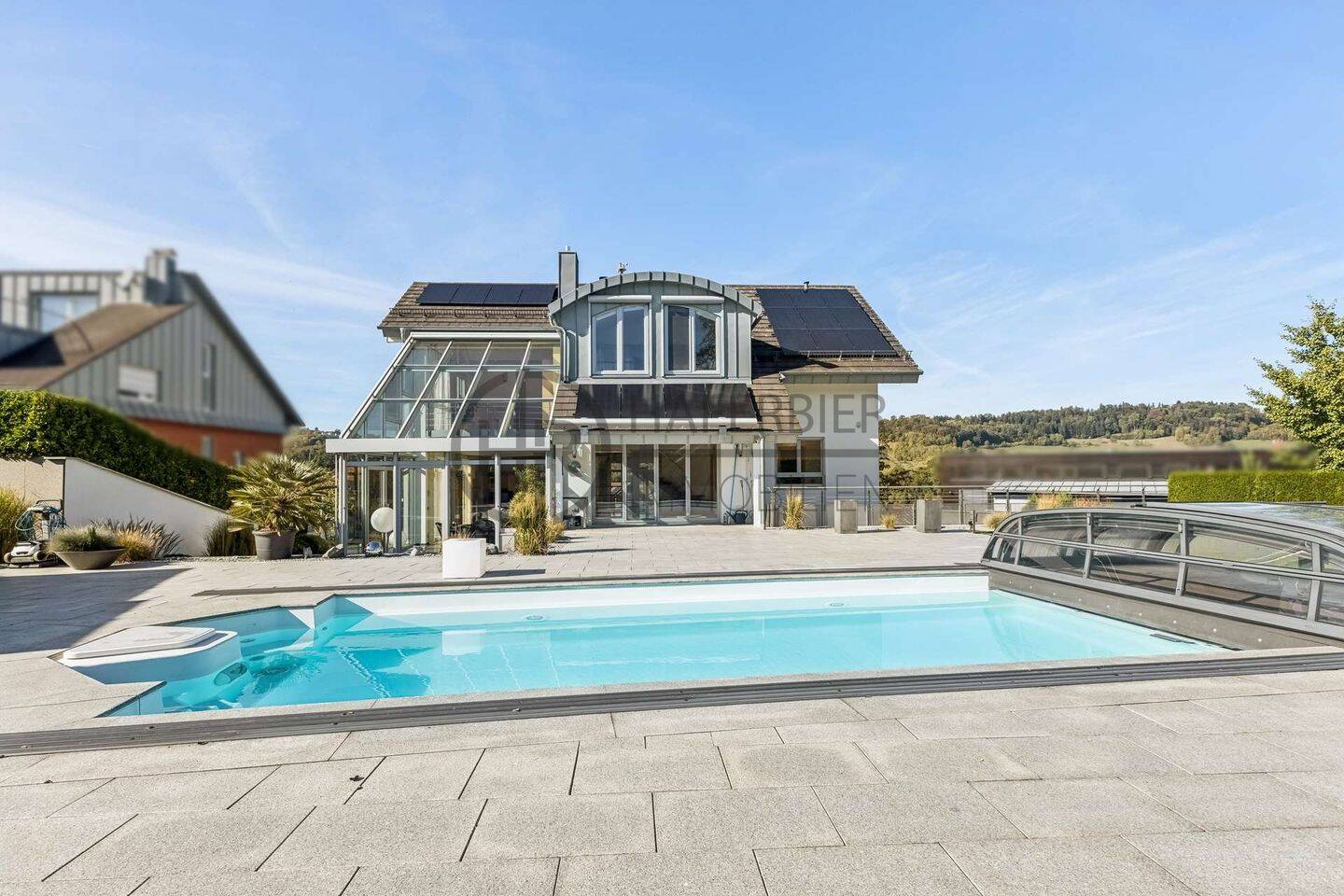 Außergewöhnliches Architektenhaus mit viel Platz, Privatsphäre und vielfältigen Wohnmöglichkeiten, 73113 Ottenbach