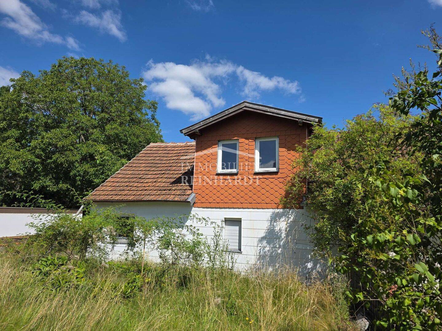 Kleines Haus mit Scheune oder „Bauplatz in spé“ in guter Wohnlage von Coburg, 96450 Coburg