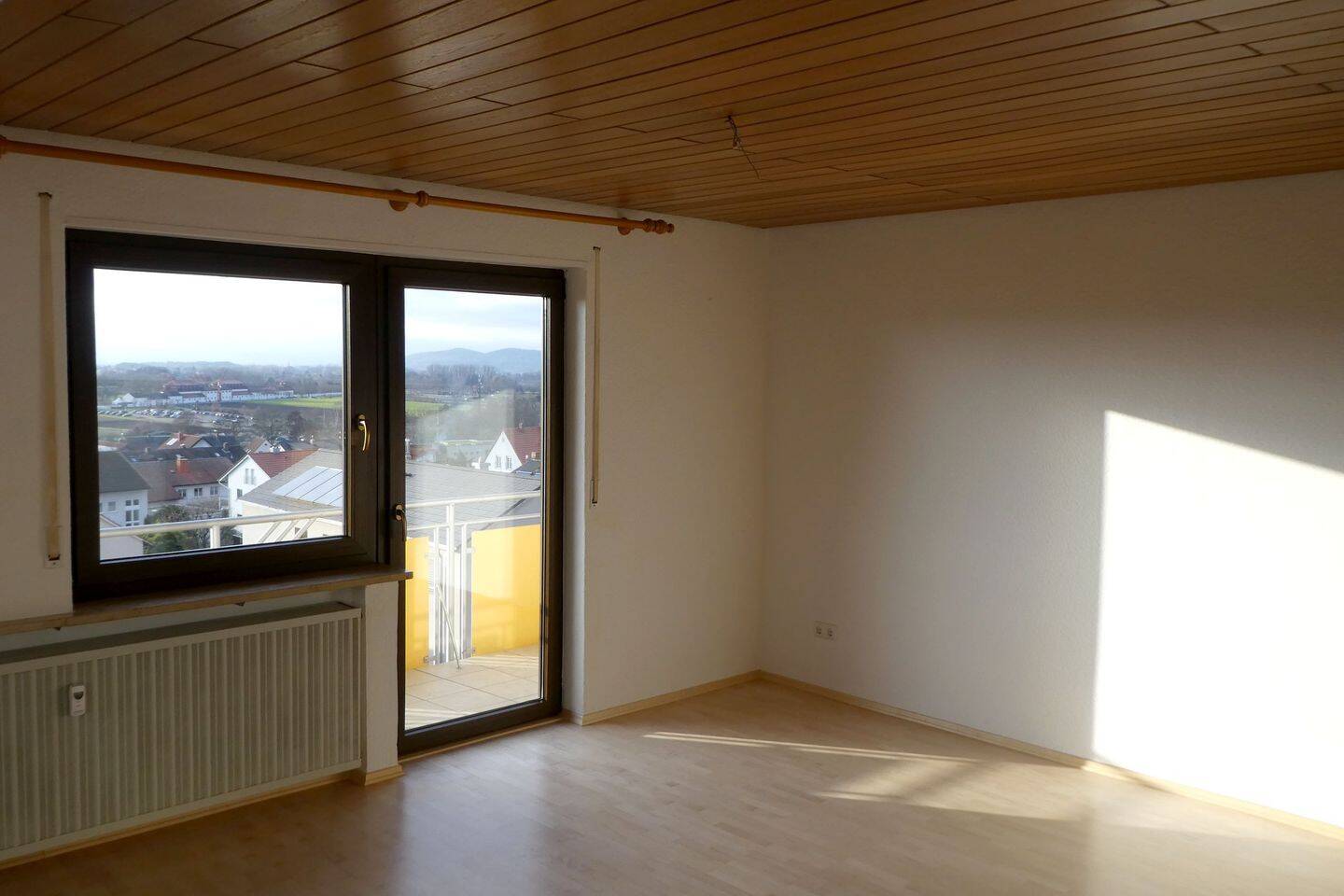 4-Zimmer Dachgeschoss-Wohnung in Memmelsdorf, 96117 Memmelsdorf