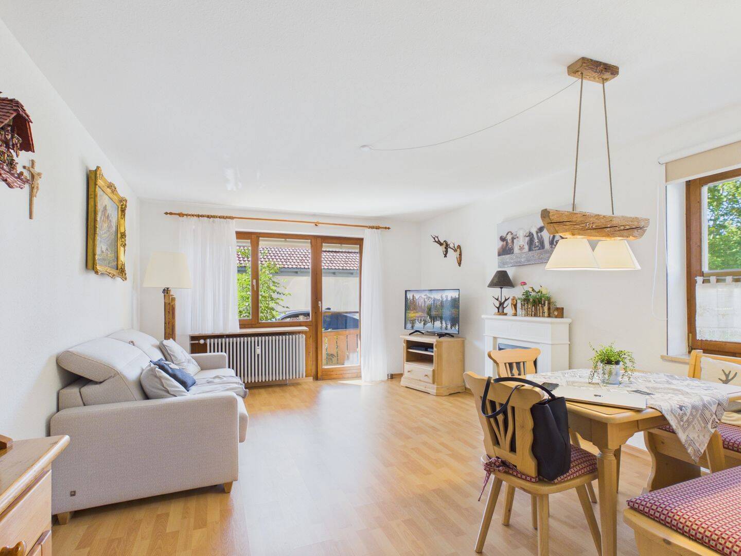 Perfekte Basis für Eigennutzer: Modernes 2-Zimmer-Domizil inkl. EBK & Stellplatz, 87480 Weitnau