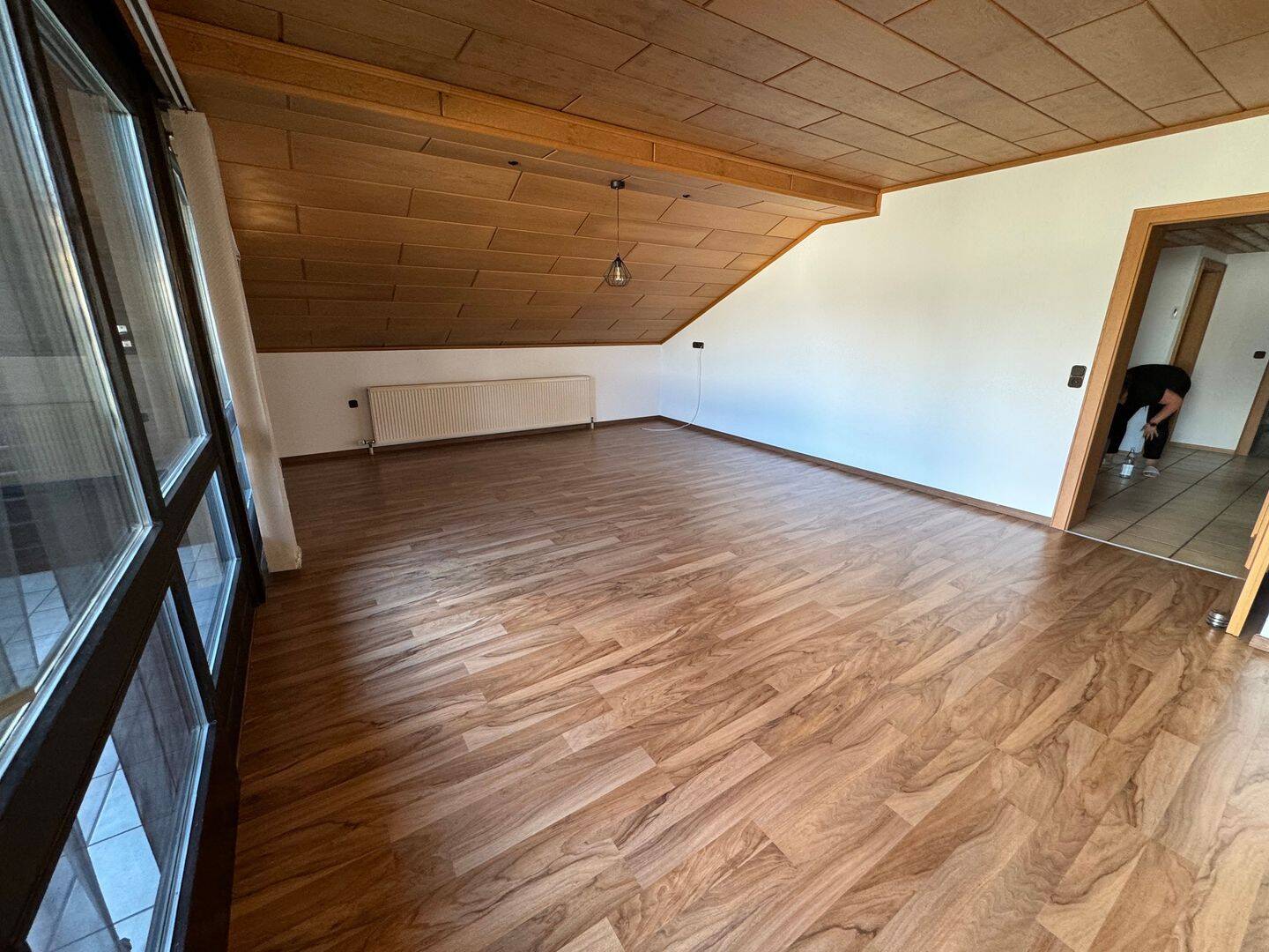 Helle Dachgeschosswohnung ab 01.01.2027 zu vermieten, 94508 Schöllnach