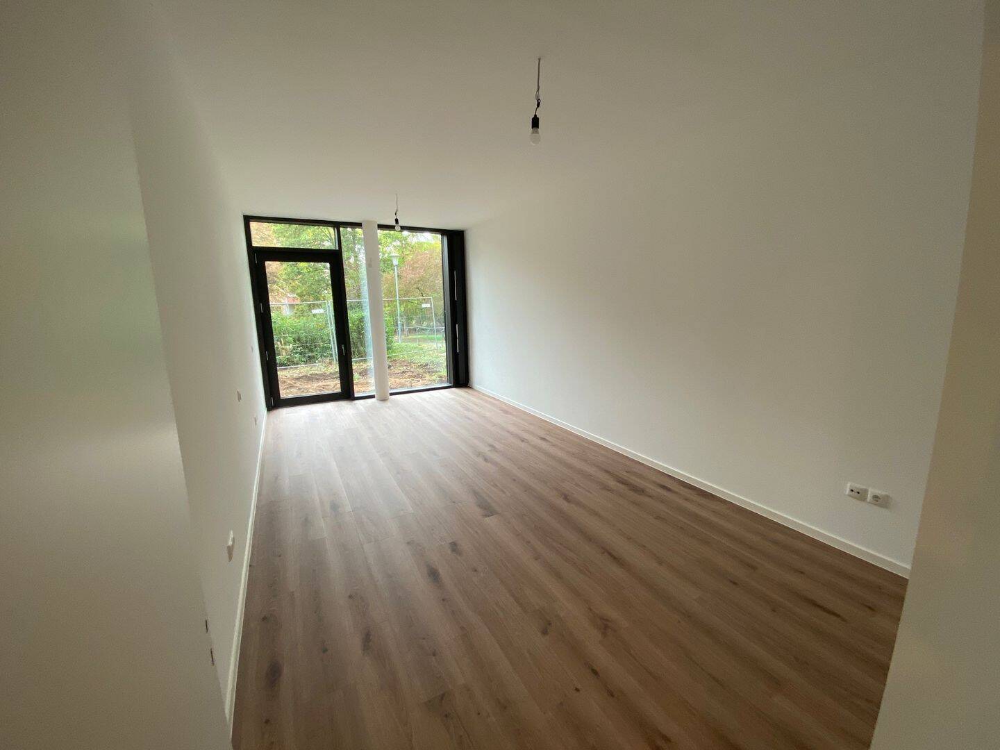 Großzügige, barrierefreie 2 Zimmer Wohnung mit Blick ins Grüne, 97072 Würzburg (Altstadt Sanderau)