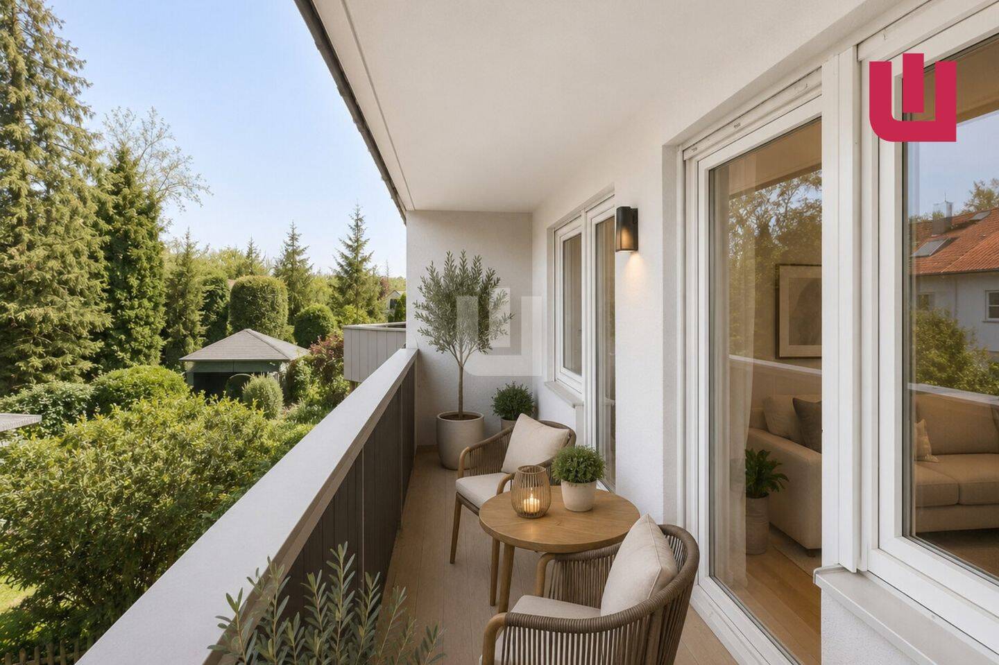Haus in Haus – hochwertig sanierte Maisonette-Whg. mit drei Balkonen am Ortsrand von Gröbenzell, 82194 Gröbenzell