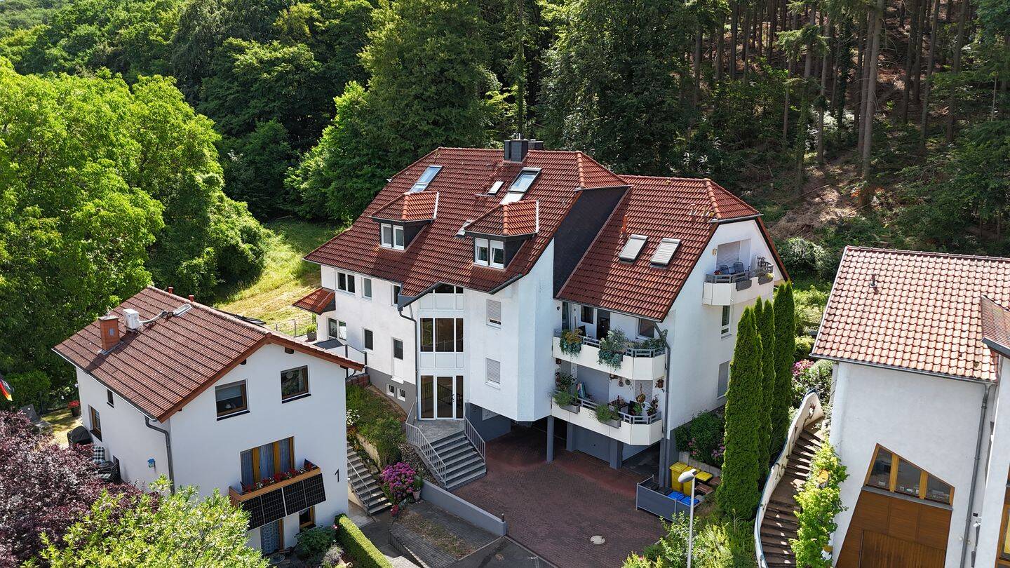 Lichtdurchflutete Maisonettewohnung mit Balkon in naturnaher Lage in Bad Neuenahr zu verkaufen, 53474 Bad Neuenahr-Ahrweiler