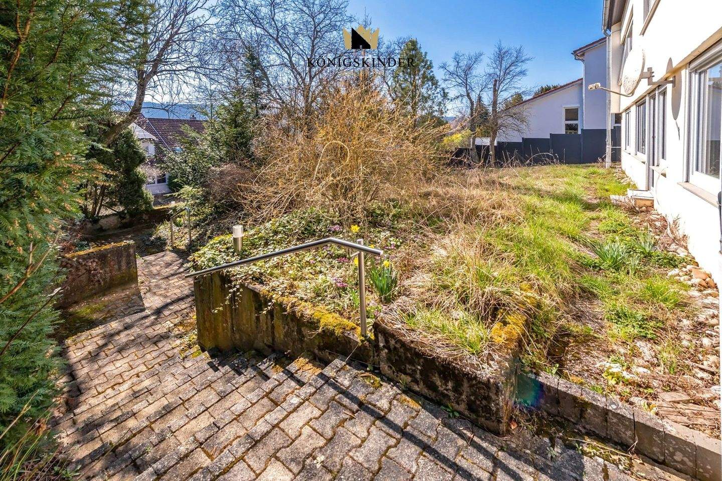 NEU: PROVISIONSFREI! 3-ZWH im EG + zusätzlich separate 1-ZWH im DG & großer Gartenanteil!, 73655 Plüderhausen