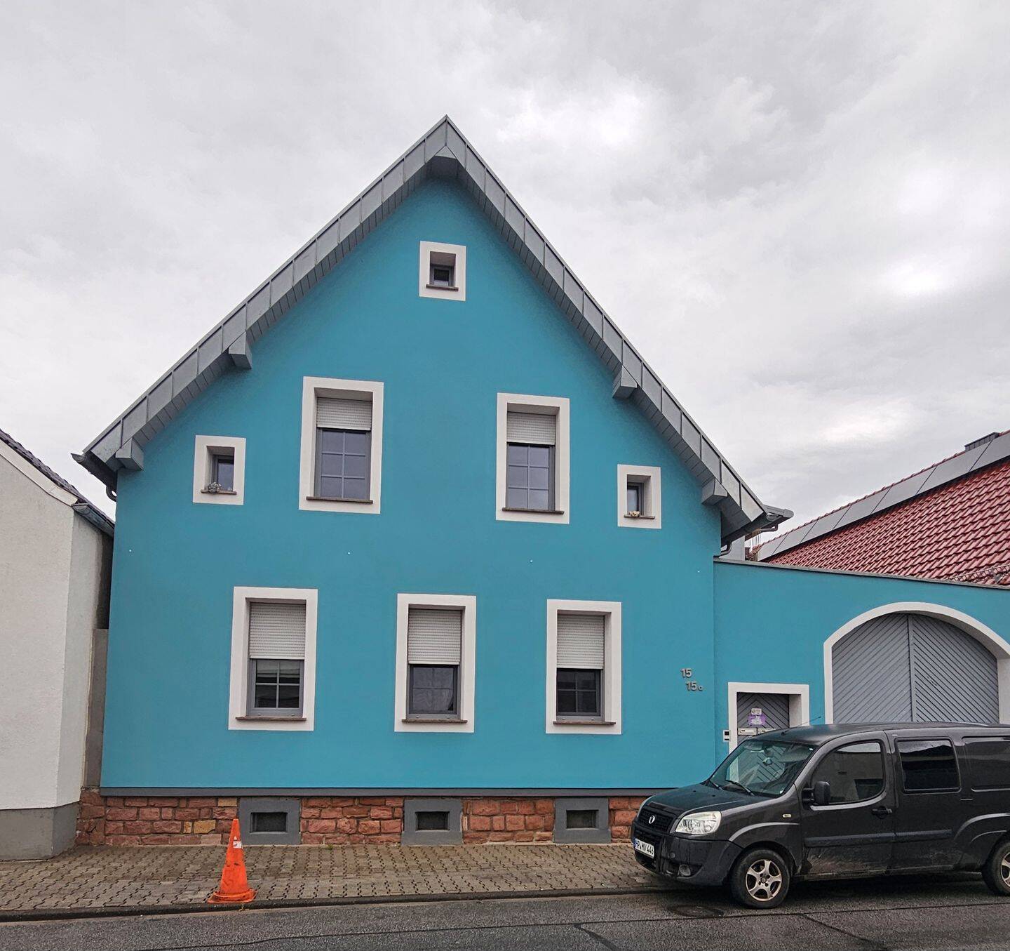 ~~ GEPFLEGTES SANIERTES EINFAMILIENHAUS MIT BALKON, STELLPLATZ, INNENHOF UND NEBENGEBÄUDE ~~, 68623 Lampertheim