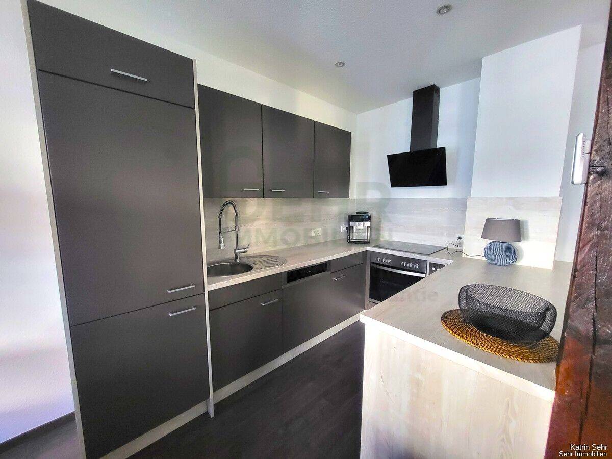 Moderne 3-Zimmer Wohnung zum Wohlfühlen 1.OG, 9350 Lichtenstein/Sa.