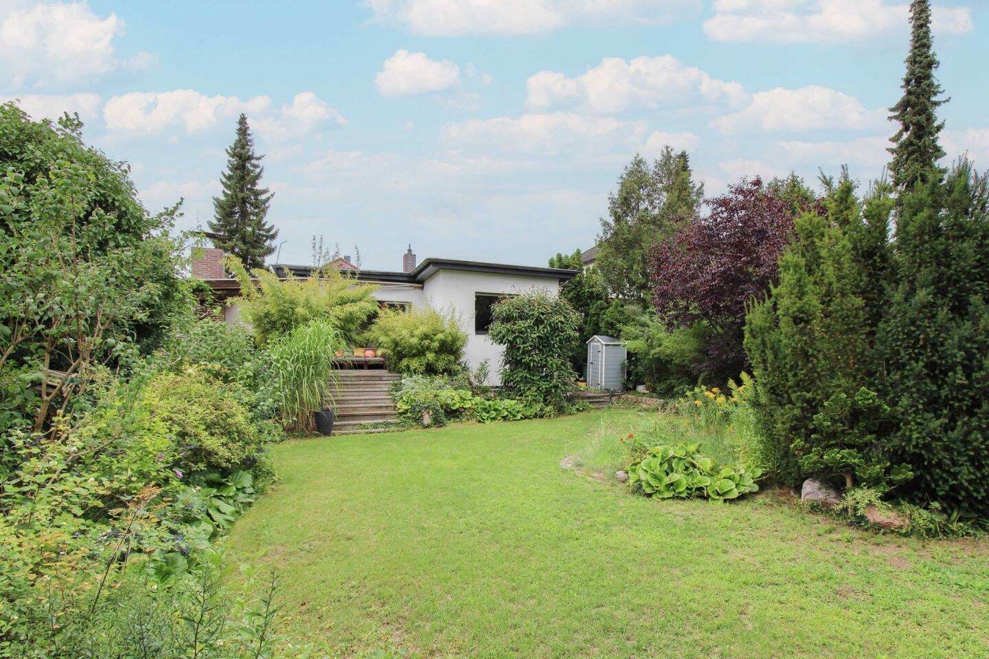 Einfamilienhaus (kernsaniert, 195 m² Nutzfläche) mit Keller, Garten, Garage & Aufstockungspotenzial, 13437 Berlin (Reinickendorf Kolonie Müller Kolonie Roedernallee Wittenau)