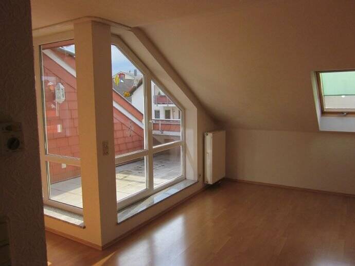 Riegelsberg, ruhige Dachgeschosswohnung, 66292 Riegelsberg