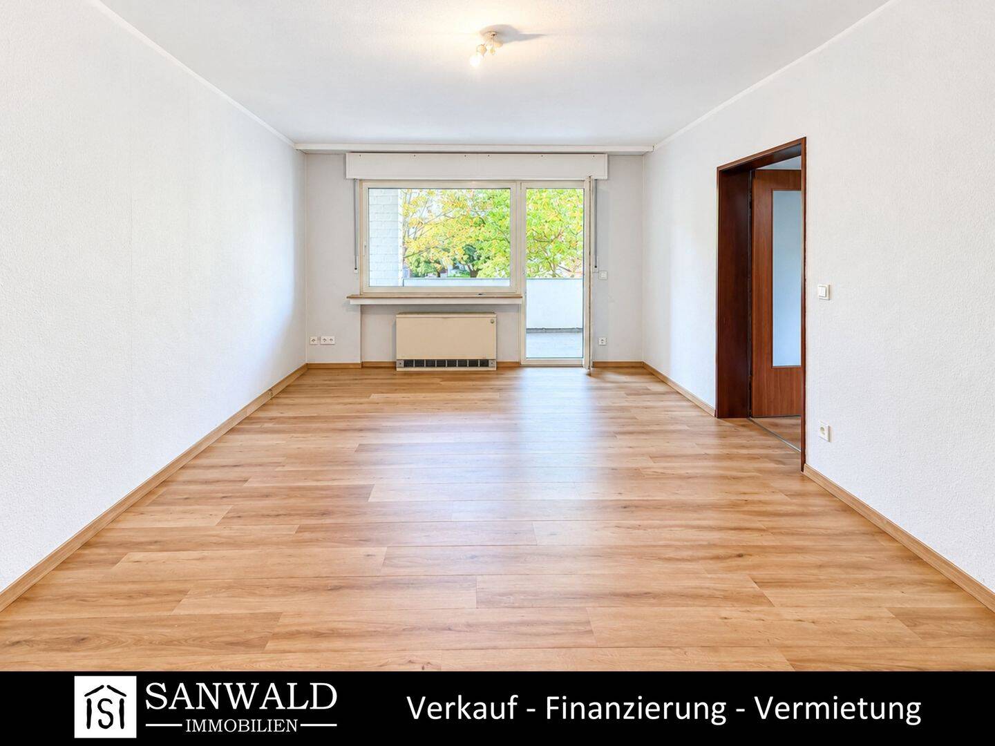 Nur mit WBS: Renovierte 3,5-Zimmer mit zwei Balkone und Aufzug, 44867 Bochum (Höntrop Leithe Sevinghausen Wattenscheid Westenfeld)