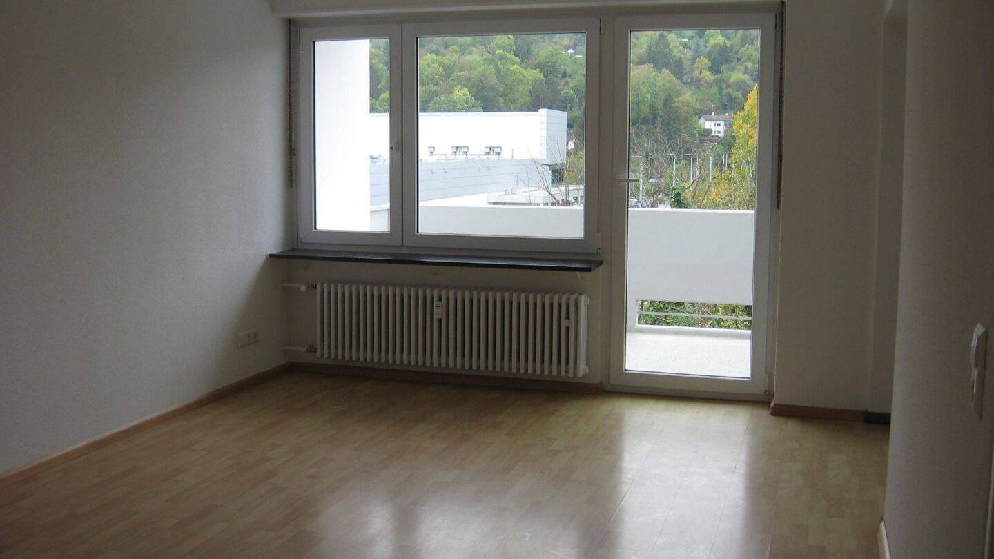 Helle 3,5-Zimmer-Wohnung mit Außenstellplatz in Lörrach, 79540 Lörrach