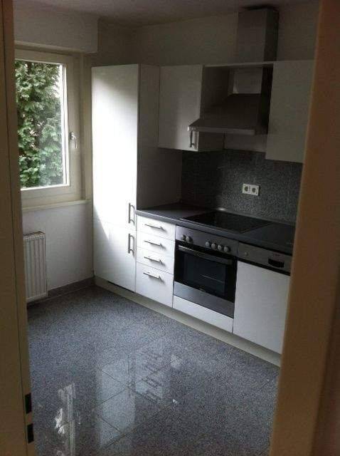 Wunderschöne, geräumige 2- Zimmer-Wohnung mit Einbauküche und Balkon, 40237 Düsseldorf (Düsseltal Flingern Nord Mörsenbroich)