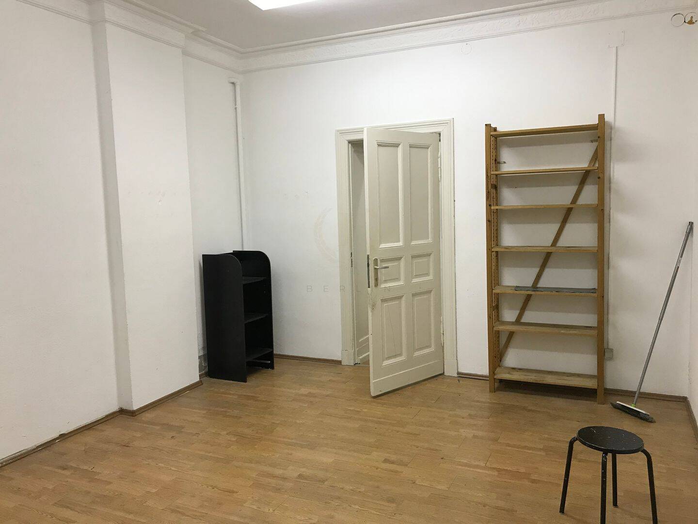 Berlin-Weißensee: Großzügige 4-ZKB-Gewerbewohnung nahe Prenzlauer Berg im Sanierungsgebiet, 13086 Berlin (Pankow Weißensee)