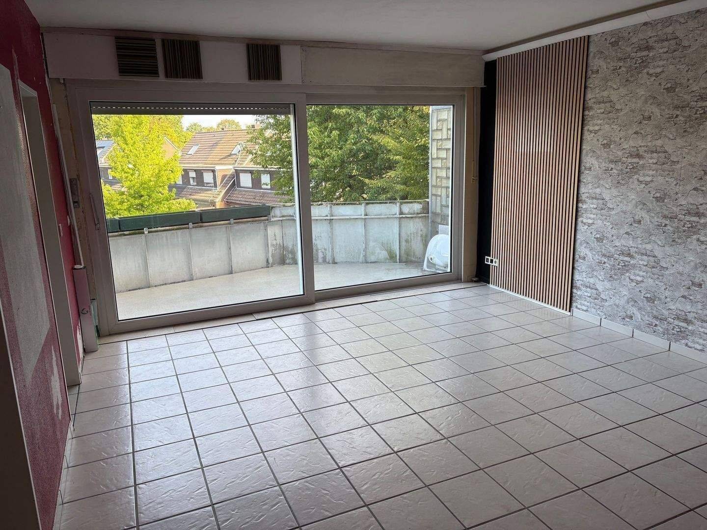 Ratingen Breitscheid – wird gerade renoviert – Fotos sind alt, 40885 Ratingen