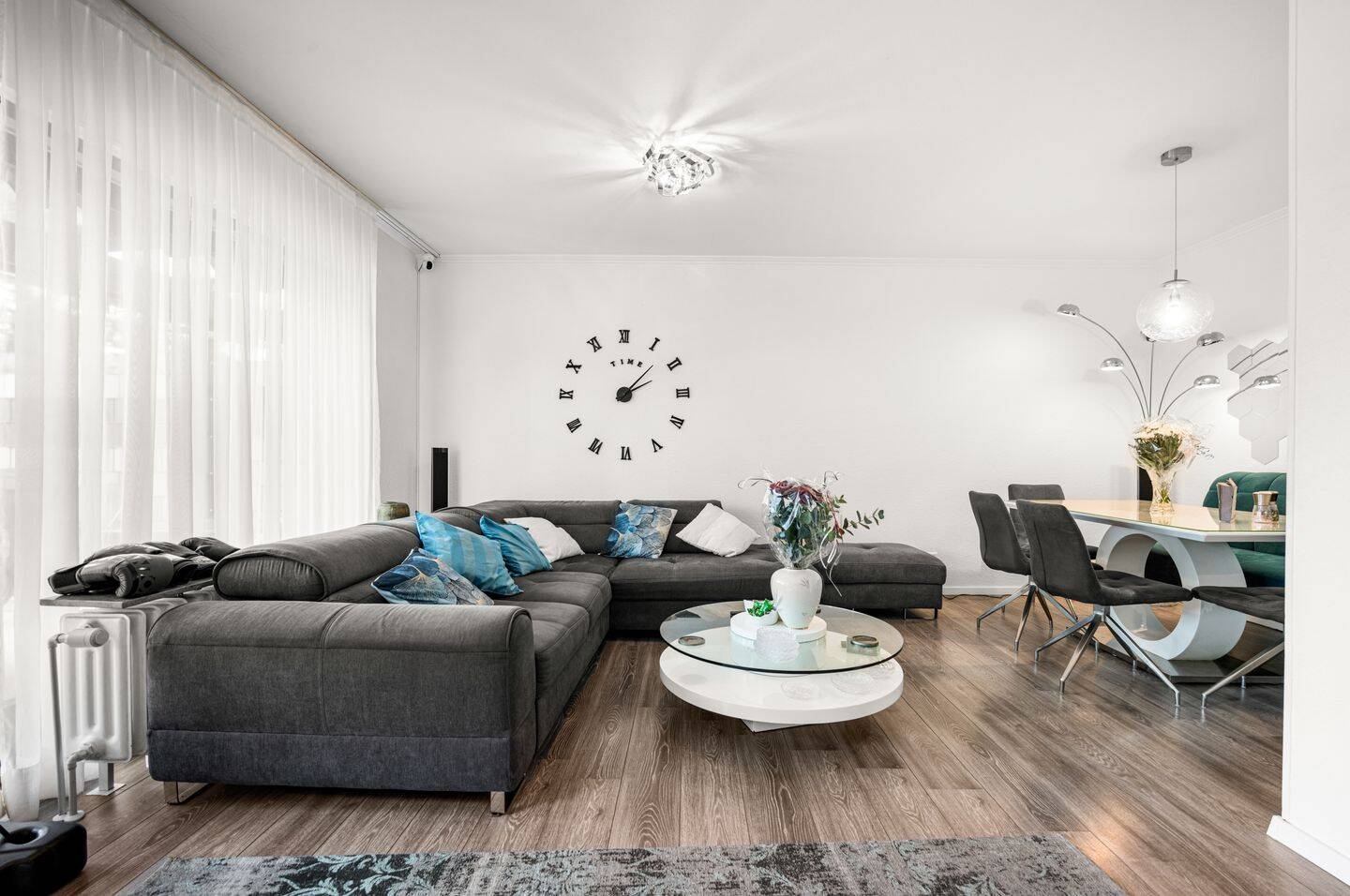 Reihenmittelhaus mit Terrasse, Garage und Ausbaupotenzial in Achim, 28832 Achim