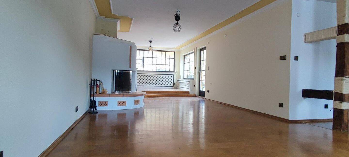 Helle 3,5 Zimmer Wohnung mit viel Platz und Balkon, 57078 Siegen