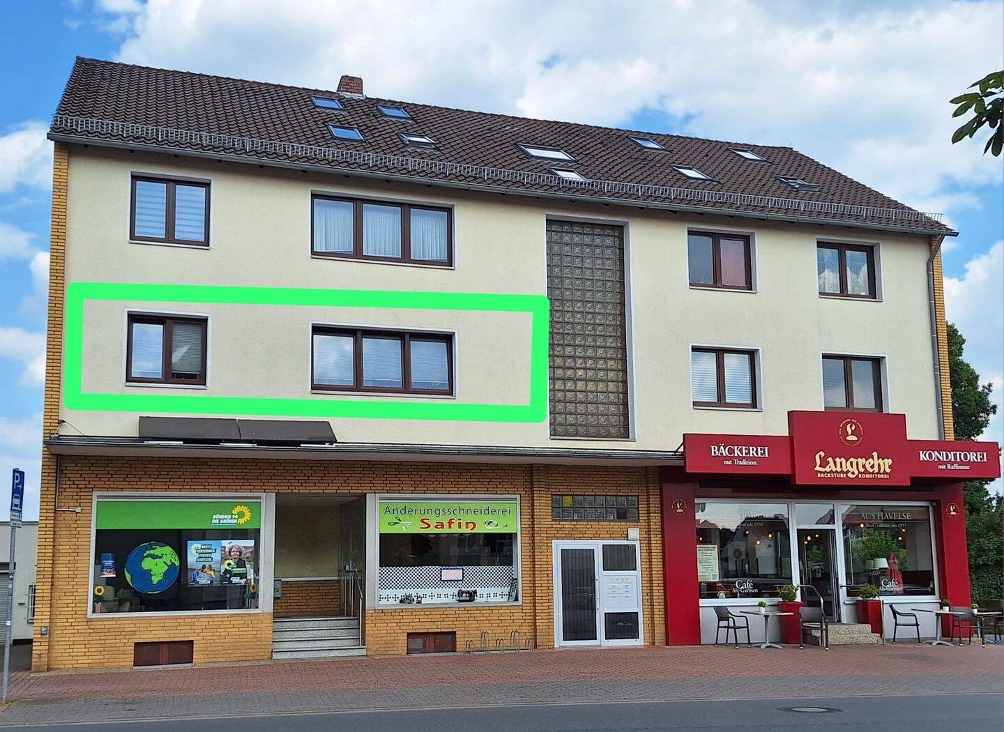 ** Altgarbsen / Kastanienplatz, 1. OG, 3 Zimmer WHG, 99 qm, großer Balkon, zentrale Lage **, 30823 Garbsen
