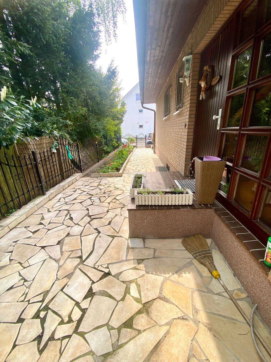 Attraktives Ein-/ Zweifamilienhaus in ruhiger Sackgasse, 25421 Pinneberg