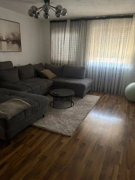 Geräumige 3-Zimmer-Wohnung mit Balkon in Charlottenburg, 10585 Berlin (Charlottenburg-Wilmersdorf Charlottenburg)