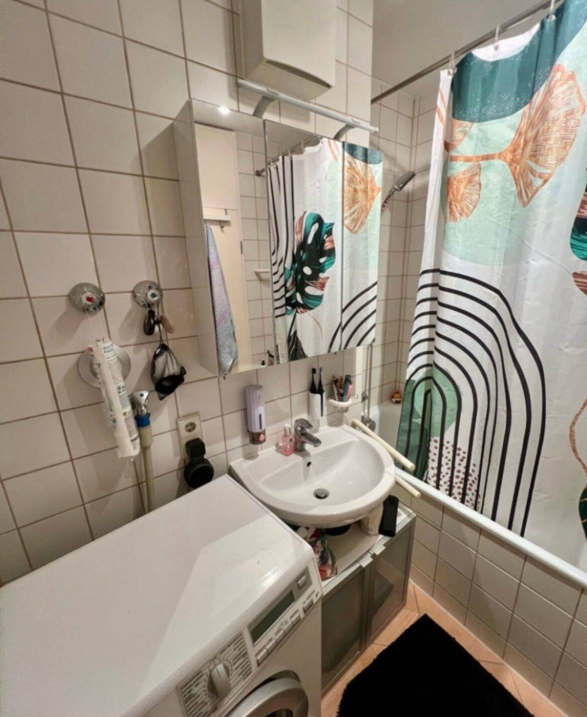 Nur an Berufstätige: zentrales Zimmer in Maxvorstadt, 80333 München (Altstadt-Lehel Maxvorstadt)