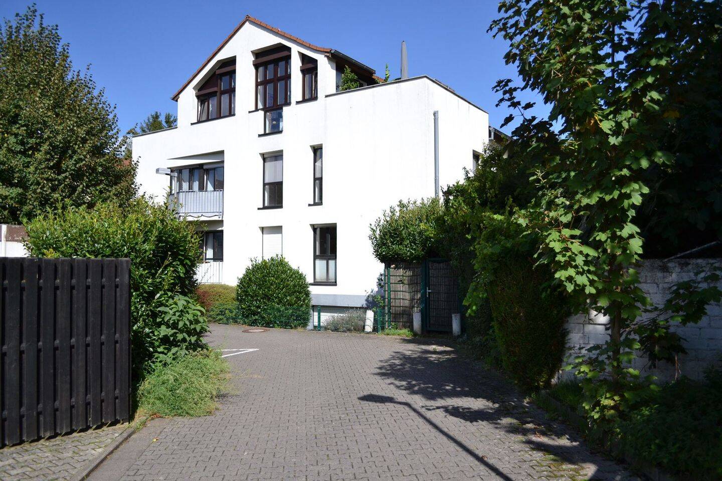 PROVISIONSFREI Attraktives Mehrfamilienhaus mit sicheren Mieteinnahmen und guter Energieeffizienz, 55128 Mainz (Bretzenheim Oberstadt)