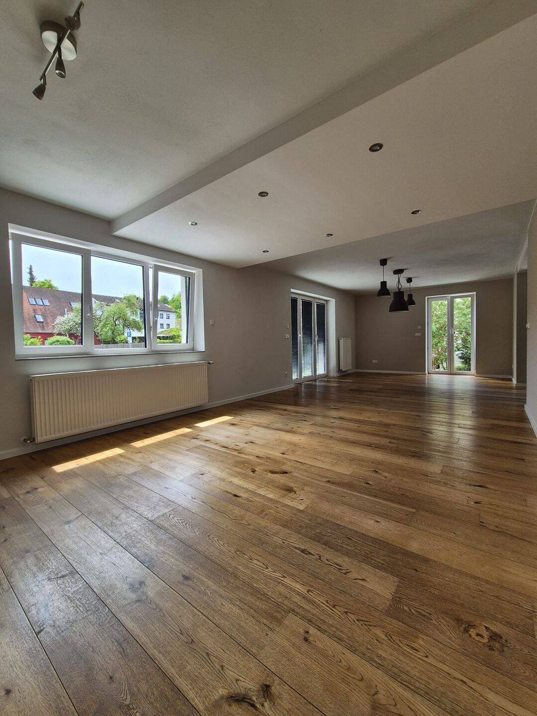 Doppelhaushälfte – hochwertig saniert bis 2026 | 155 m² | sofort bezugsfrei, 84048 Mainburg