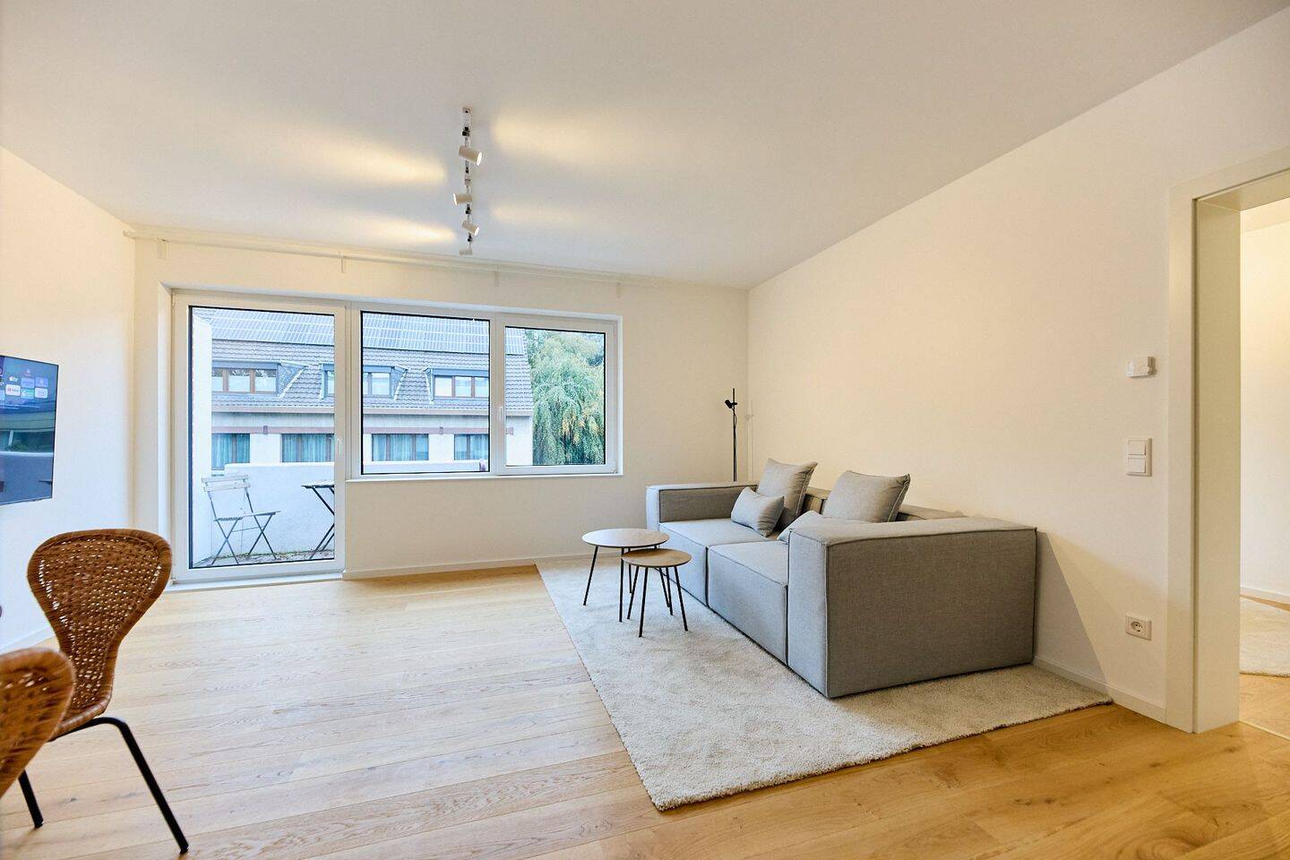 Möblierte hochwertig sanierte 2-Zimmer Wohnung in Düsseldorf Grafenberg, 40629 Düsseldorf (Gerresheim Grafenberg Hubbelrath Ludenberg Rath)