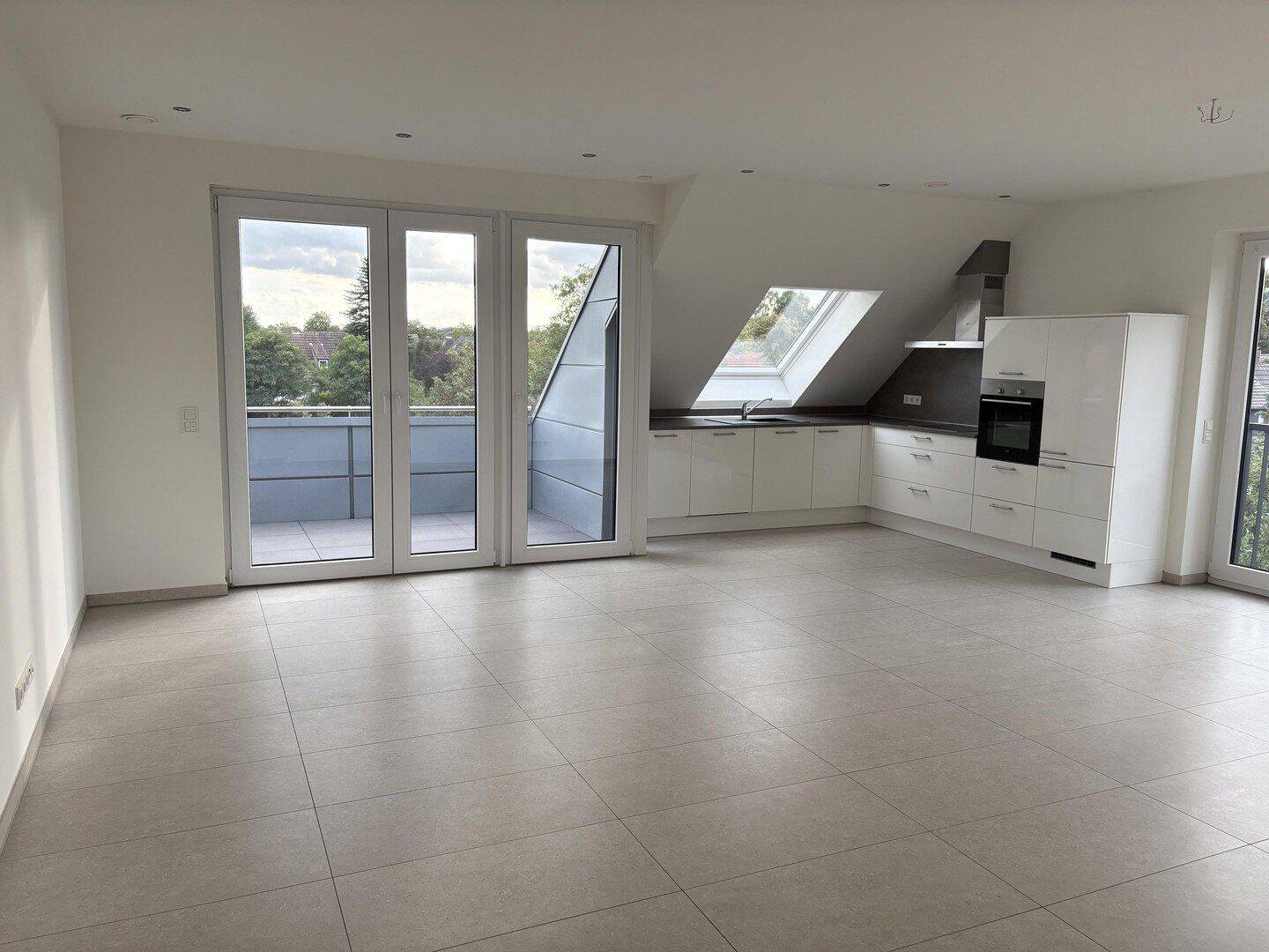 Exklusive 4-Zimmer-Wohnung mit großem Balkon, 48599 Gronau (Westf.)