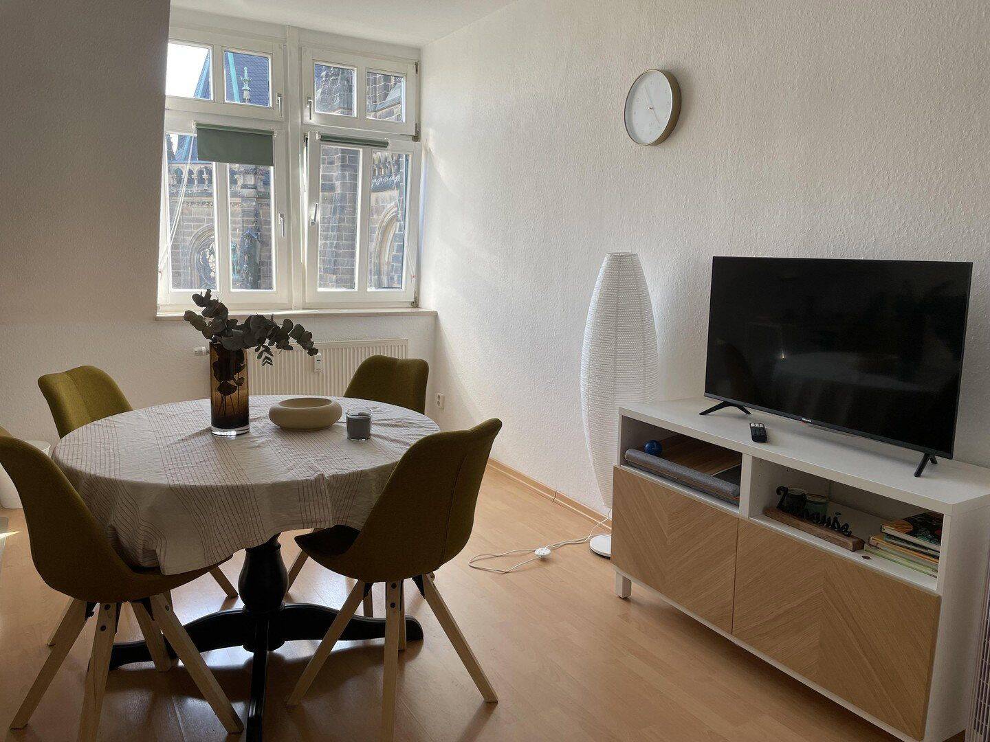 Möblierte Traumwohnung im Herzen von Leipzig mit einzigartigem Blick!, 4107 Leipzig (Zentrum Zentrum-Süd)