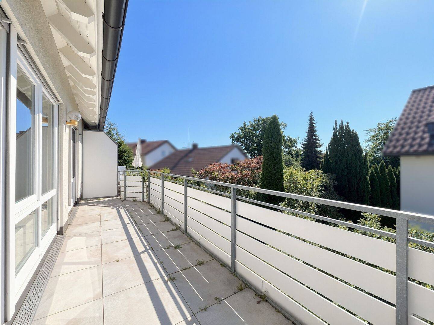 Ankommen, wohlfühlen, gestalten: Charmante 3-Zimmer-Wohnung mit Südbalkon und TG-Stellplatz, 70619 Stuttgart (Heumaden Lederberg Riedenberg Sillenbuch)