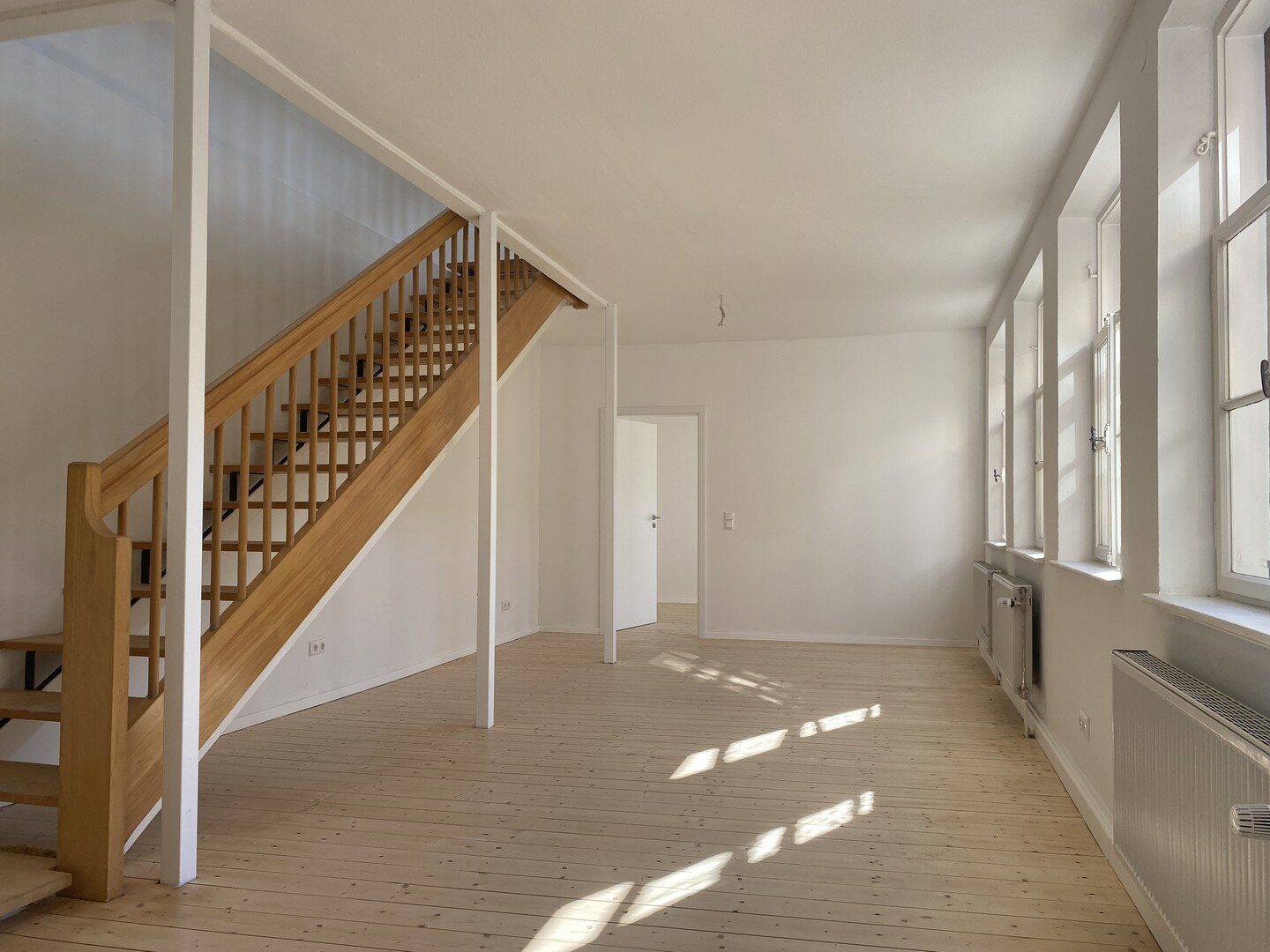 zentrales Wohnen und Arbeiten in Weilheim, 5-Zimmerwohnung Erstbezug, Wohngemeinschaft, 82362 Weilheim i. OB