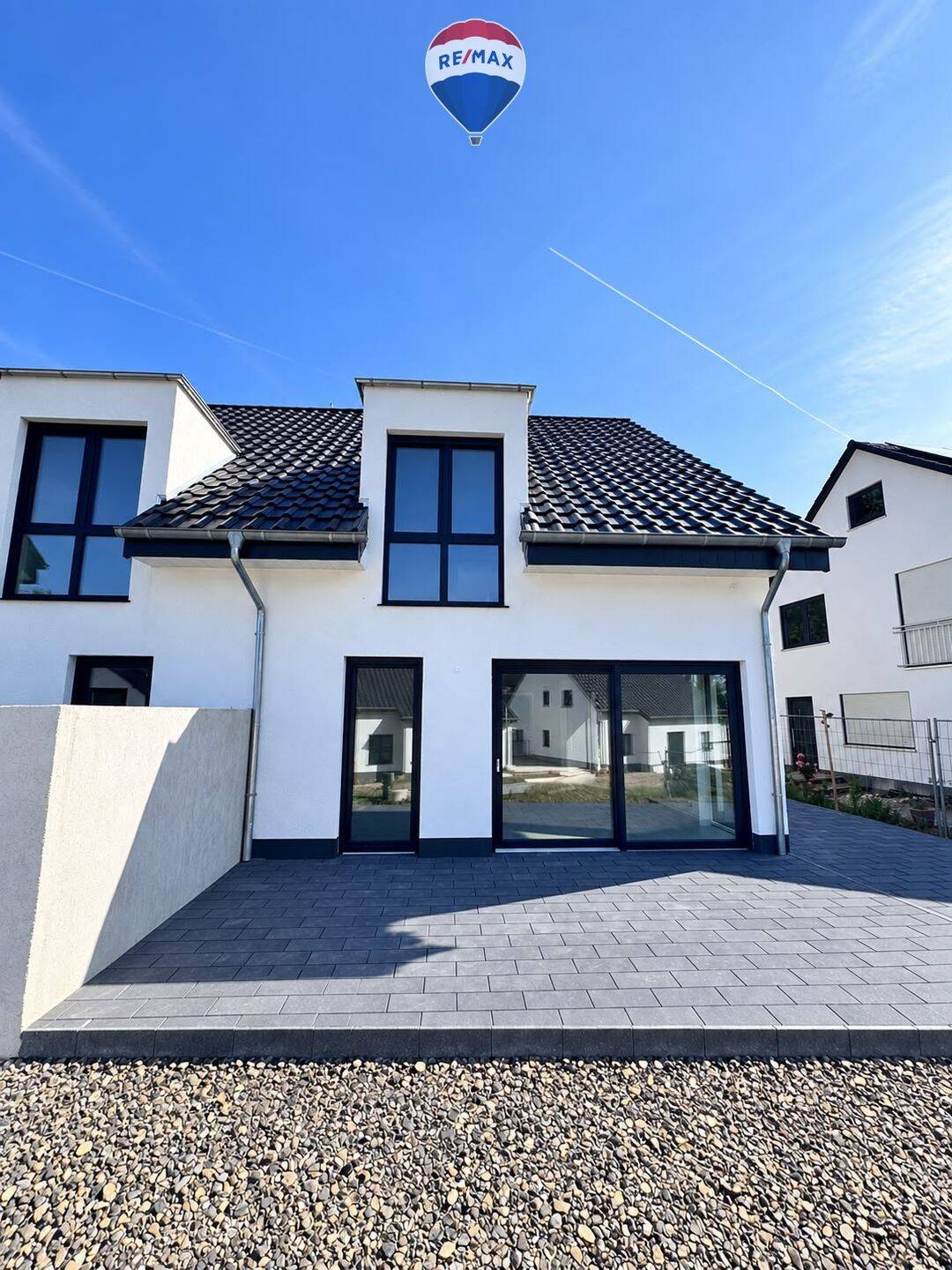 Neubau-Doppelhaushälfte in zentraler Lage von Herford zur Miete, 32049 Herford