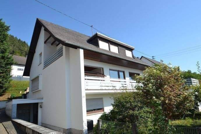 Frei ab 01.12.2026 / 2,5 – Zimmer-Wohnung im Erdgeschoss eines Dreifamilienhauses / Fußbodenheizung, 54290 Trier (Innenstadt Trier-Süd)