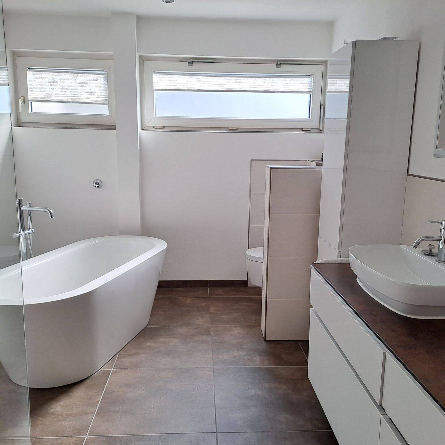 Eleganter Bungalow mit Pool und Wintergarten, 63594 Hasselroth