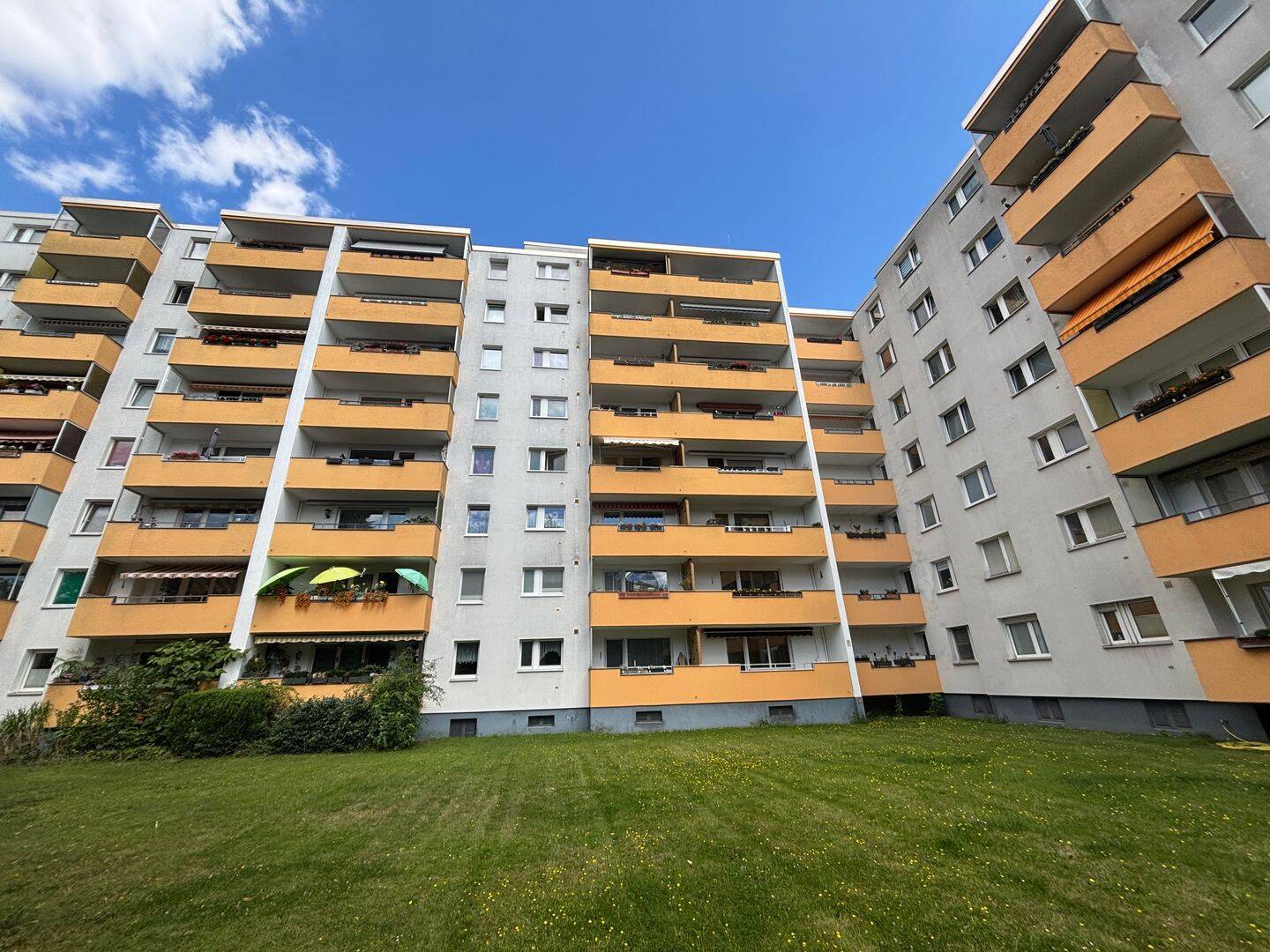 Erbbaurecht – Bezugsfreie 2,5-Zimmer-Wohnung mit Balkon in Berlin-Marienfelde, 12277 Berlin (Tempelhof-Schöneberg Mariendorf Marienfelde)