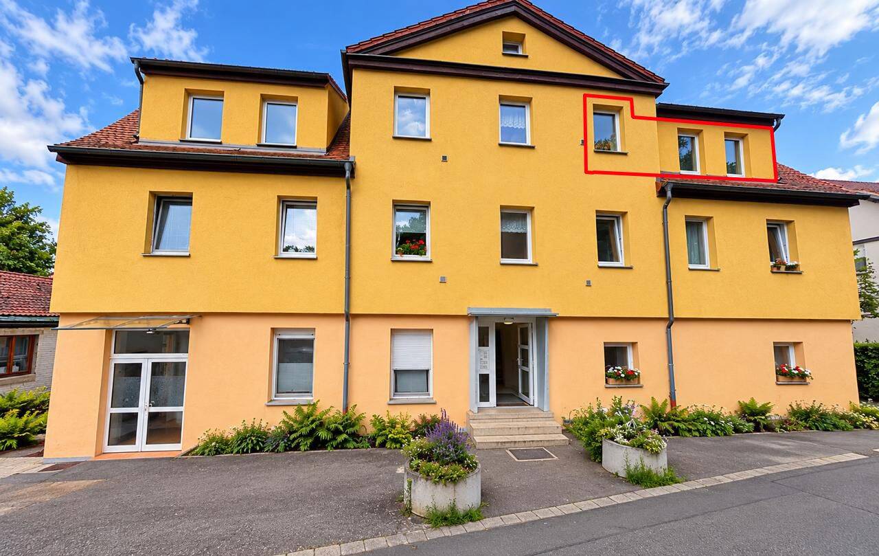 bezugsfreie 2-Zimmer-Wohnung im historischen Altbau, 91054 Erlangen (Burgberg Erlangen-Nord Erlangen-Ost Innenstadt Sieglitzhof)