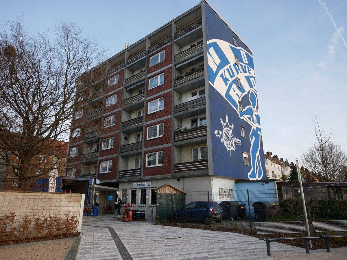 Wohnen auf der Schalker Meile: Gepflegte 3,5-Raum-Etagenwohnung mit Balkon und Aufzug, 45881 Gelsenkirchen (Schalke Schalke-Nord)