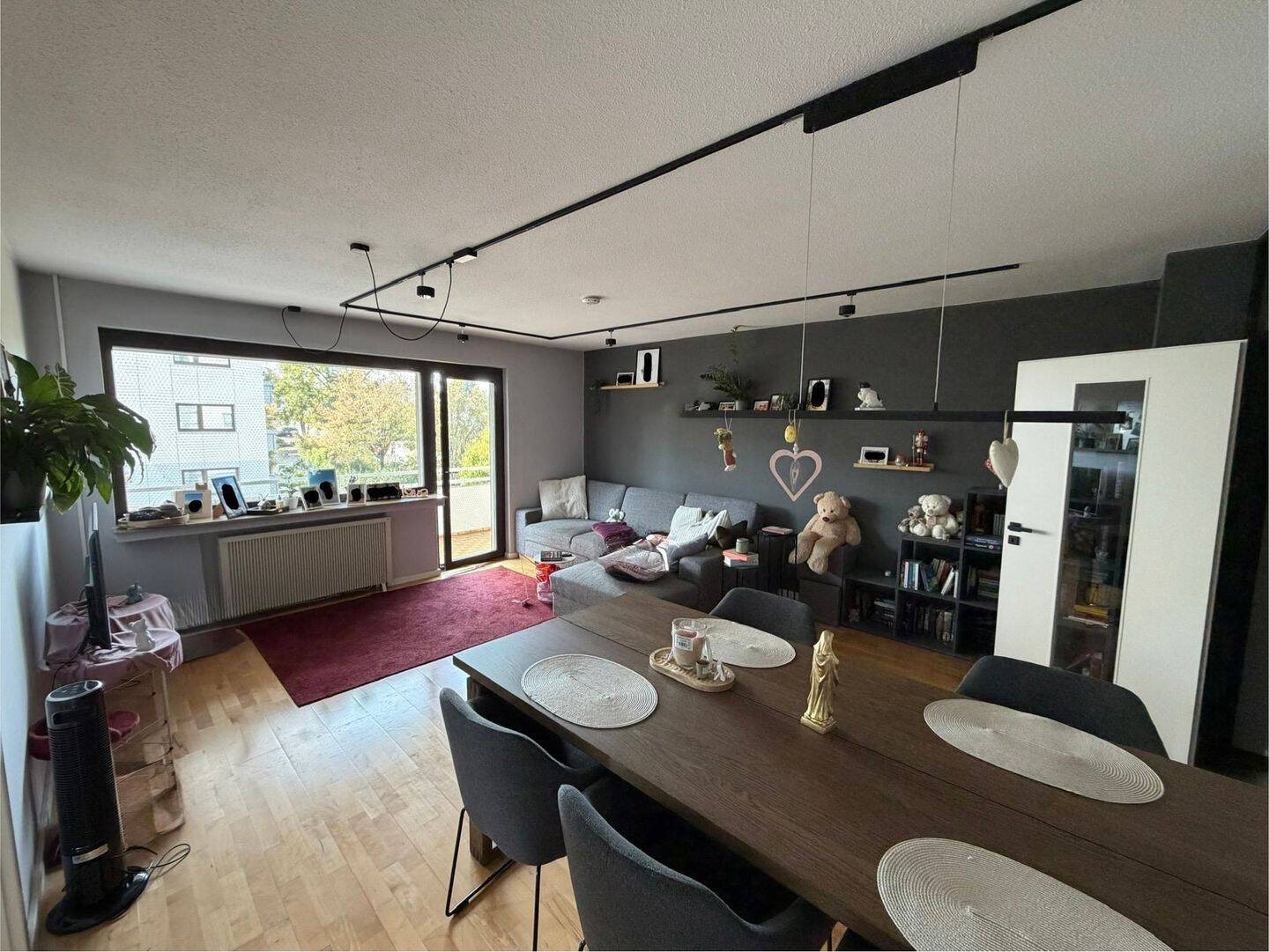Helle 3-Zimmer-Wohnung mit Südbalkon in zentraler Lage in Kenn, 54344 Kenn