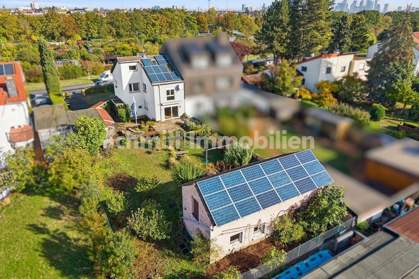 Ein Zuhause mit großem Südgarten: Doppelhaushälfte in Frankfurt-Goldstein auf Erbpachtgrundstück