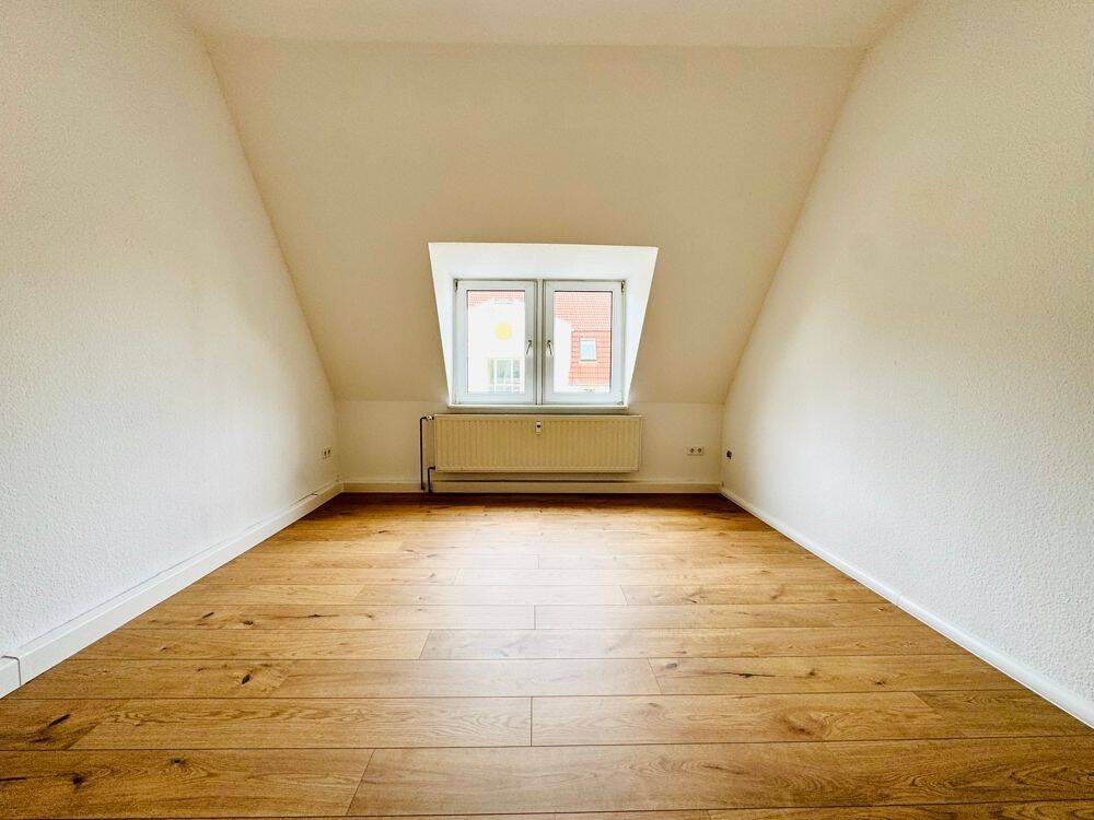 renovierte attraktive 3 Raum Wohnung in Dölitz Dösen ***TOP**** / WG geeignet, 4279 Leipzig (Dölitz-Dösen Lößnig)