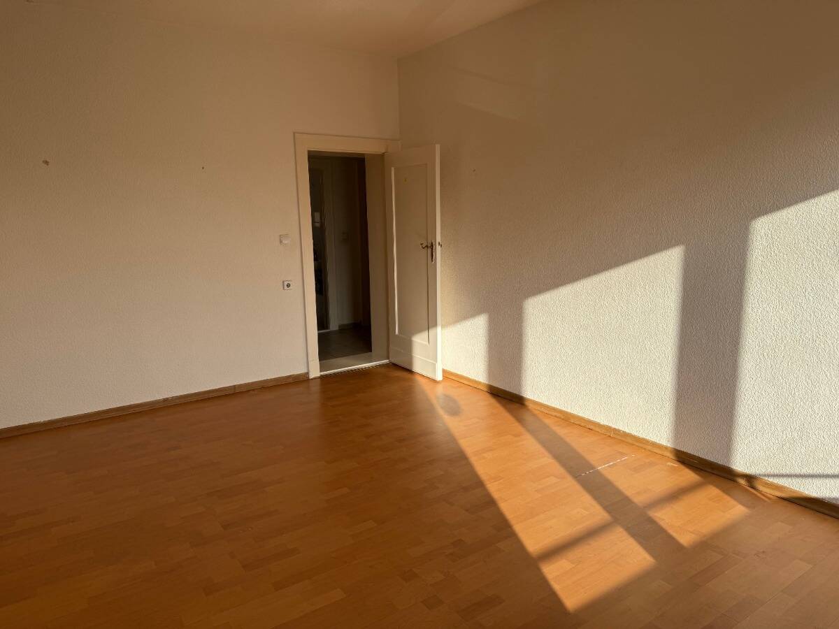 *Angebot* Sanierungsbedürftige Eigentumswohnung Reinickendorf, 13407 Berlin (Reinickendorf)