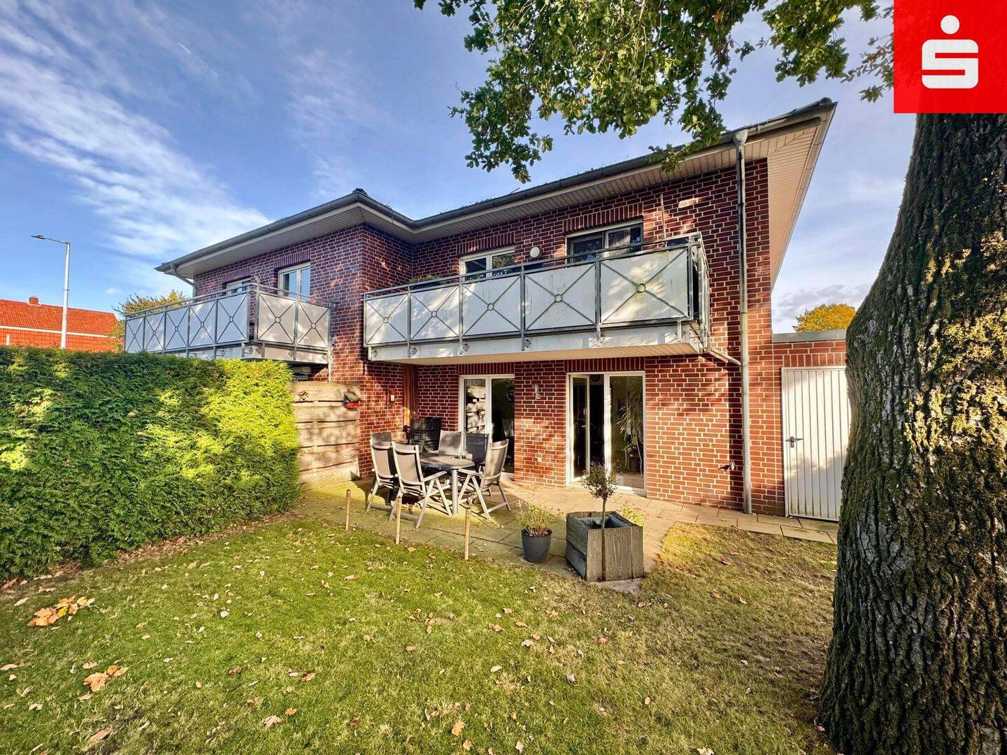 Gepflegte Eigentumswohnung mit Terrasse und eigenem Gartenanteil in Uelsen, 49843 Uelsen