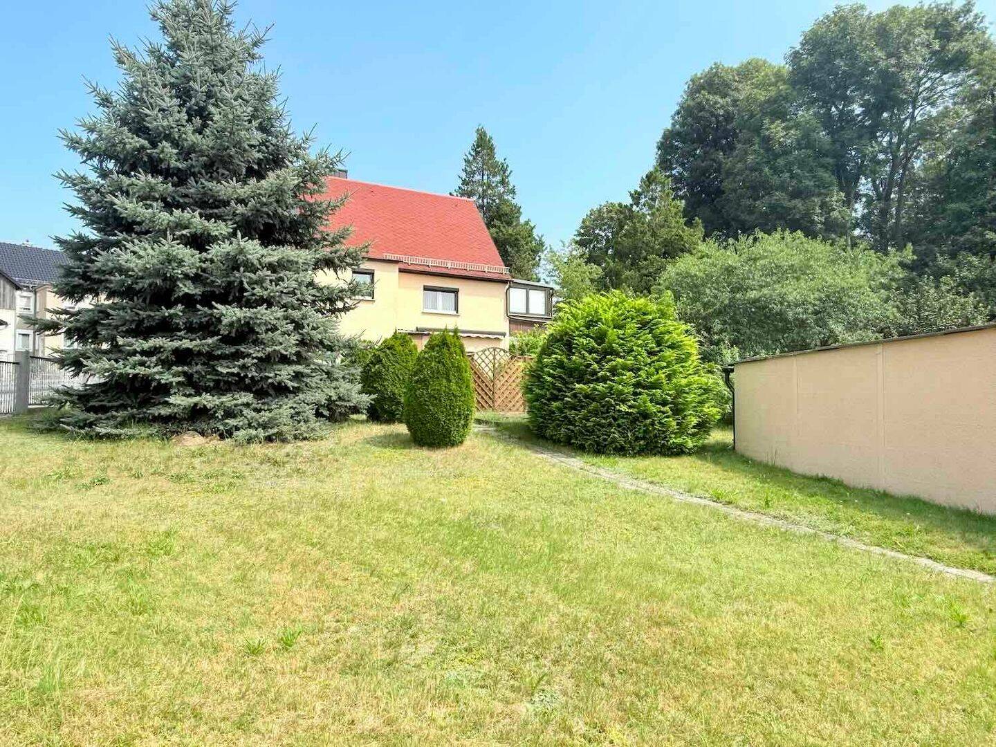 Einfamilienhaus in gefragter Lage! Wintergarten! Garage! Gastherme aus 2018!, 1458 Ottendorf-Okrilla
