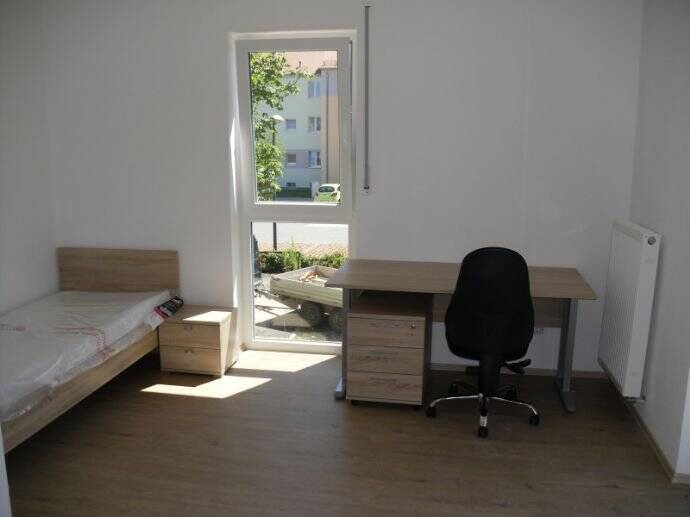 Attraktives, möbliertes STUDENTEN-Wohnheim- Zimmer in Weiden, 92637 Weiden i.d. OPf. (Weiden)