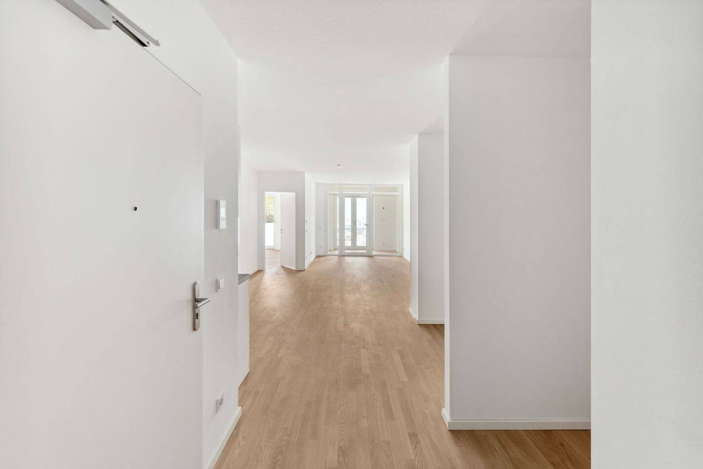 Umzugsbonus! Schöne 4-Zimmer-Maiosnette-Wohnung am Kieler Bootshafen, 24103 Kiel (Altstadt Damperhof Exerzierplatz Vorstadt)