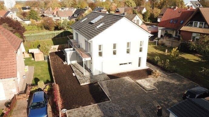 Erstklassige 3,5 Zimmerwohnung im Herzen von Reinfeld, 23858 Reinfeld (Holstein)