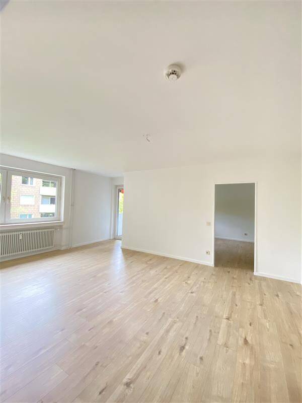Ab sofort frei! Nur mit WBS! 2-Zimmer-Wohnung in Solingen Mitte, 42651 Solingen (Gräfrath Solingen-Mitte)