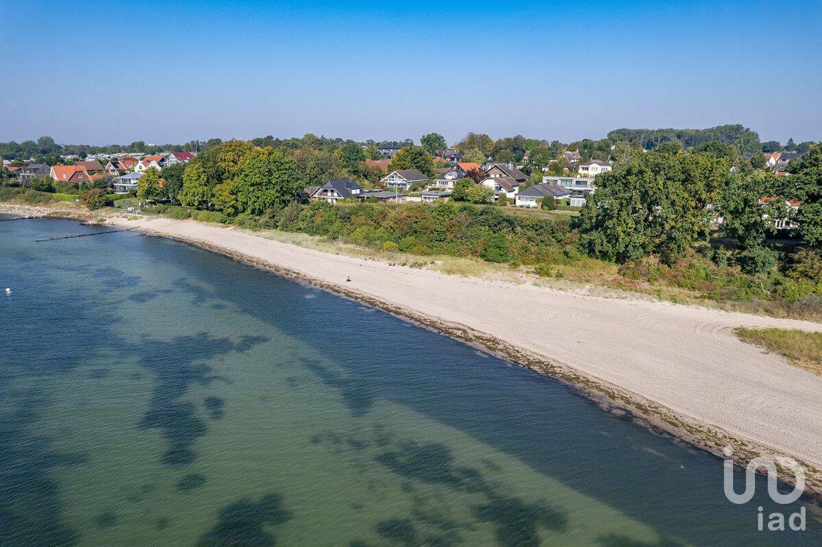 Architektenhaus in exklusiver Strandlage von Pelzerhaken mit Potential für zwei Wohneinheiten, 23730 Neustadt in Holstein