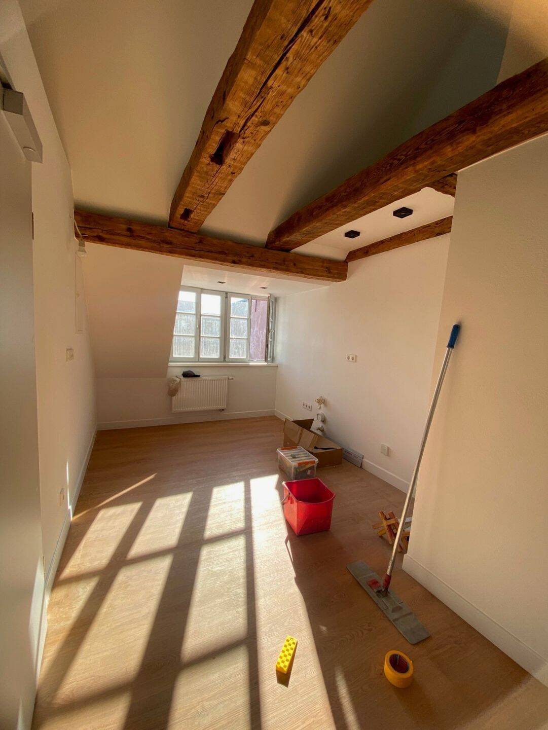 Neu errichtete 2,5-Zimmer Wohnung im Dachgeschoss, 90762 Fürth (Innenstadt)
